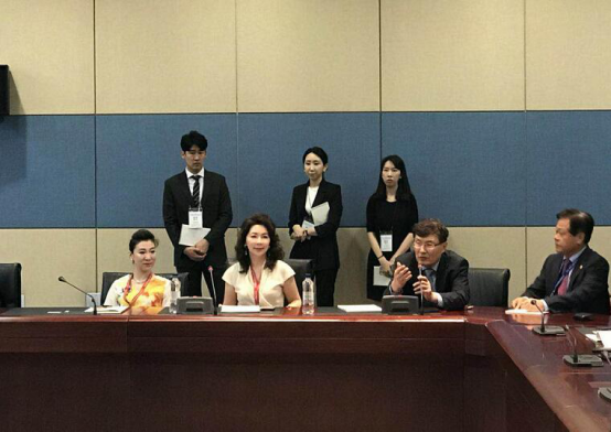 唯美度董事长_鸿星尔克董事长(2)