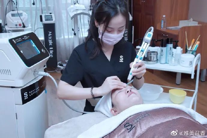 VN童颜水光针：春季必做的皮肤管理，解锁水光肌的秘密